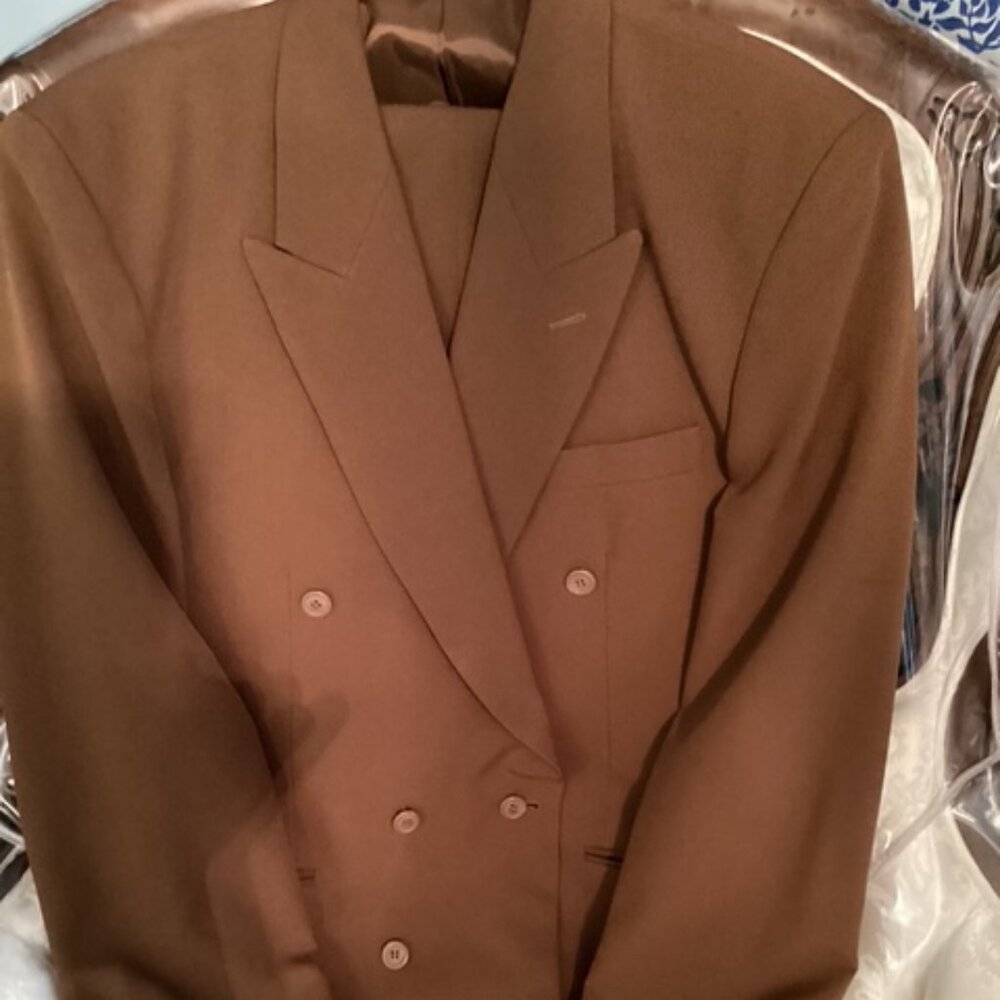 A suit to add to any man's style